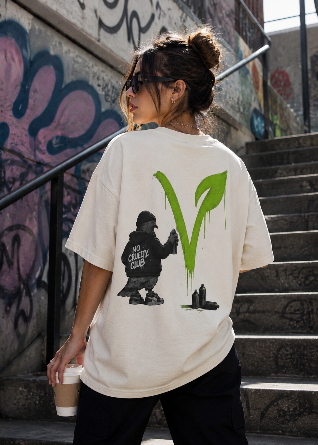 Polera Oversize V Vegan Grafiti Pidge — Unisex