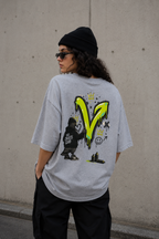 Polera Oversize V Vegan Grafiti Pidge — Unisex