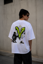 Polera Oversize V Vegan Grafiti Pidge — Unisex